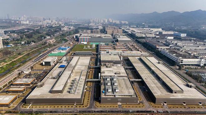 国内本土再增加一条碳化硅晶圆量产线从汽车到AR眼镜上游降本带来终端应用“多点开花”聚焦(图1)