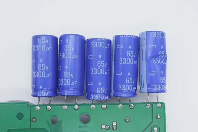 多品牌微型逆变器内部高压电容对比看那些厂商更受青睐？(图7)