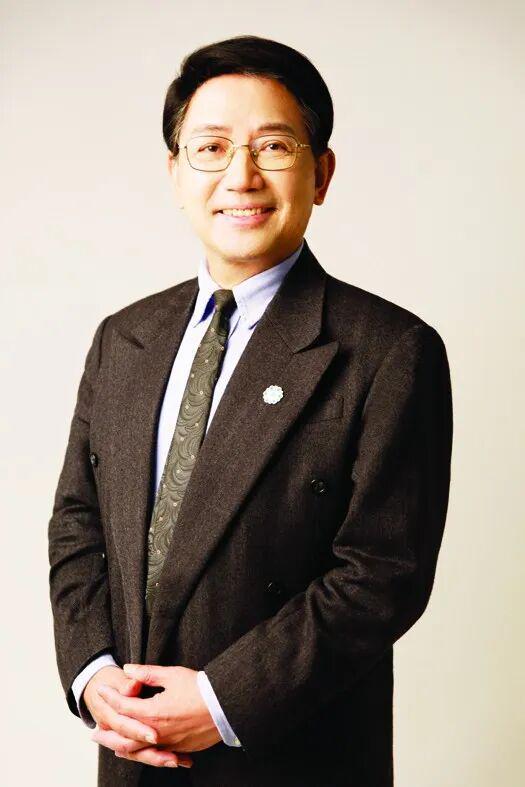 估值260亿66岁厦大博士二冲IPO！(图1)